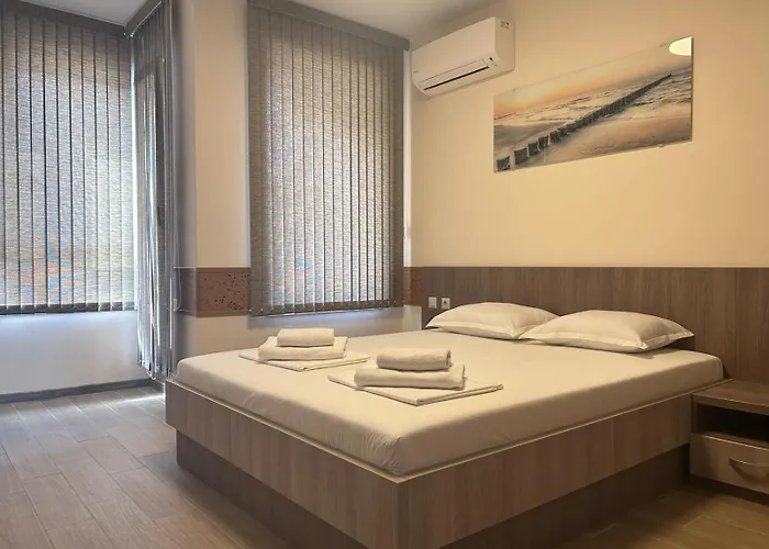 Golden Sands - Sirena 5b דירה וארנה